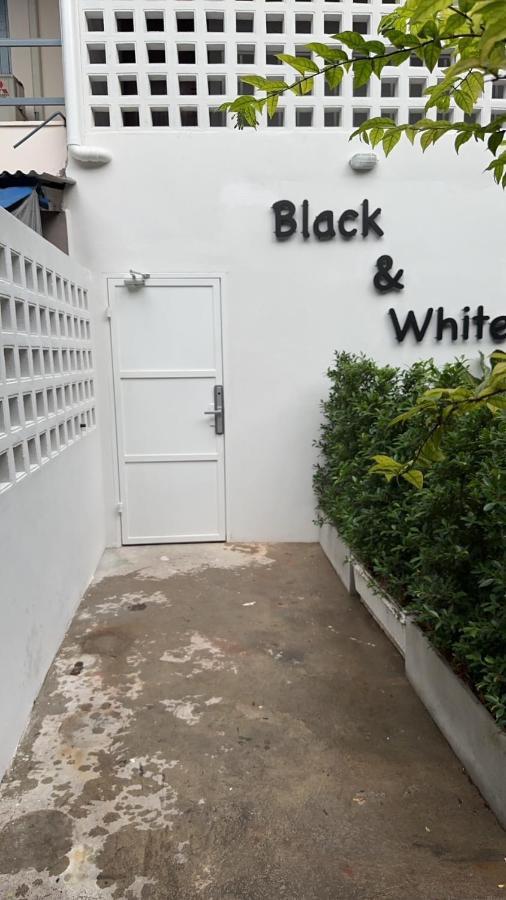 Mr Black & Ms White -Self Check In Accommodation Bangkok Eksteriør bilde