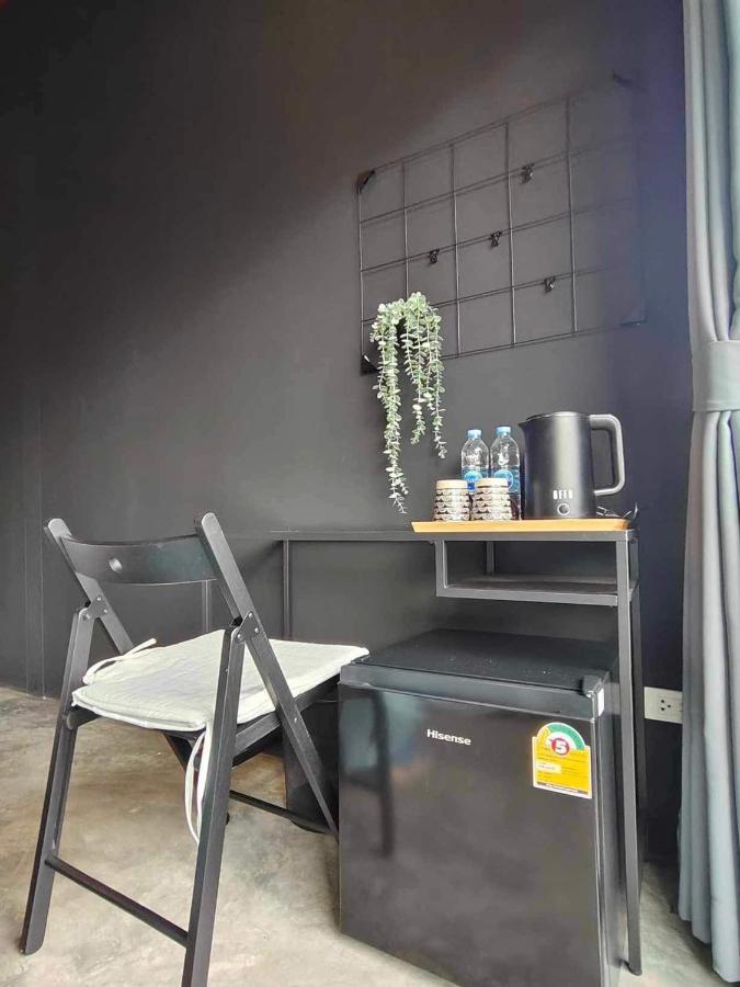 Mr Black & Ms White -Self Check In Accommodation Bangkok Eksteriør bilde