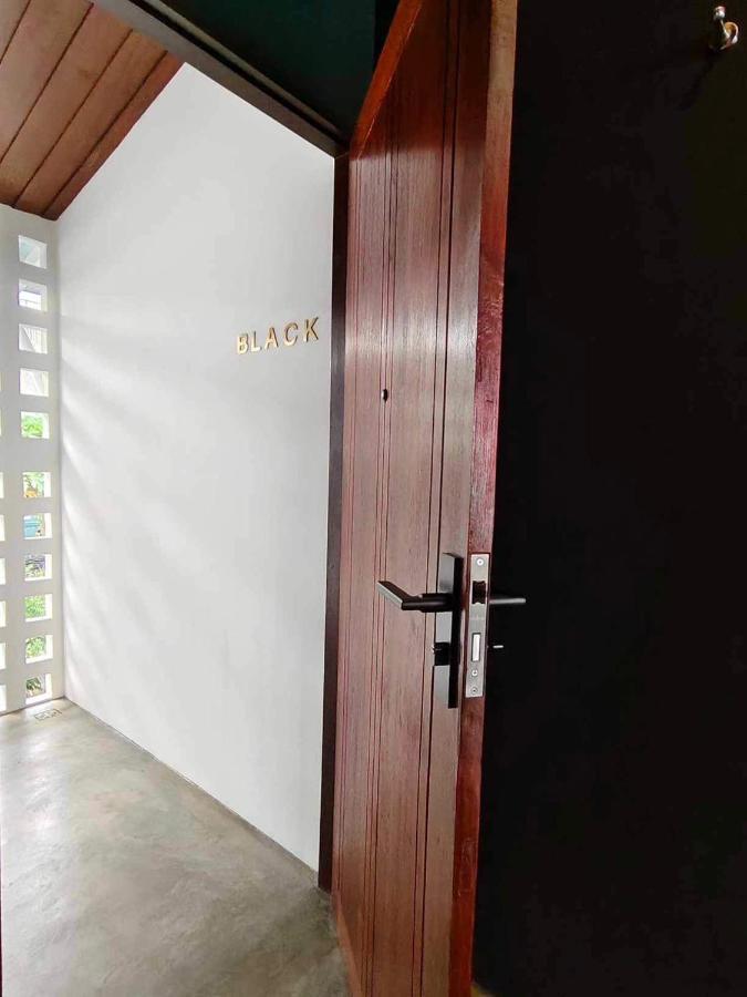 Mr Black & Ms White -Self Check In Accommodation Bangkok Eksteriør bilde